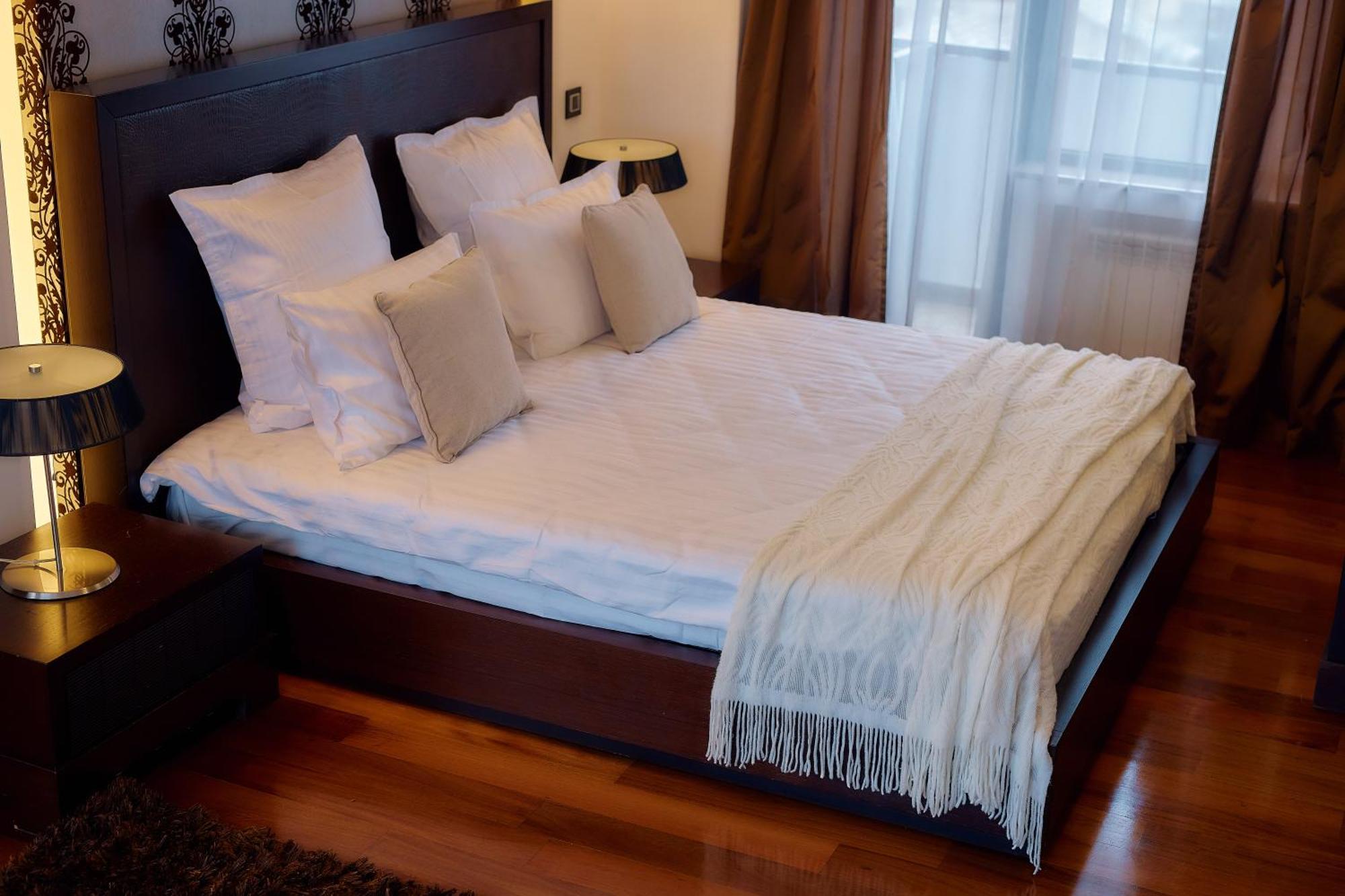 Uptown Residence Satu Mare Zewnętrze zdjęcie